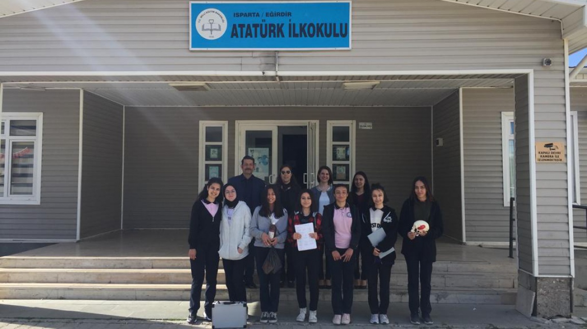 Temel Eğitimle 10000 Okul Projesi ile Okulumuz Öğrencileri Atatürk İlkokulunda Öğrencilere Eğitim Verdi